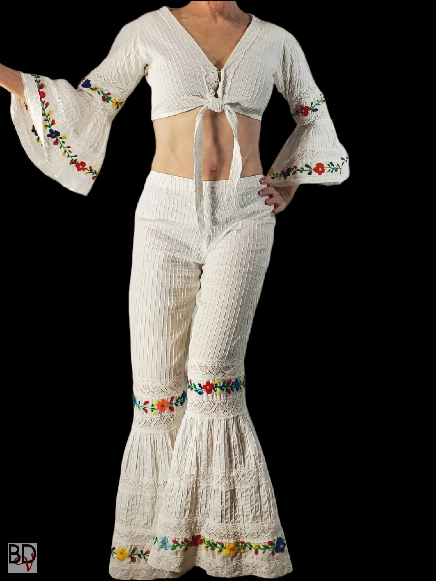 60s/70s Mexican Embroidered Crop Top and Bell-Bottom Pants Set - sm, med