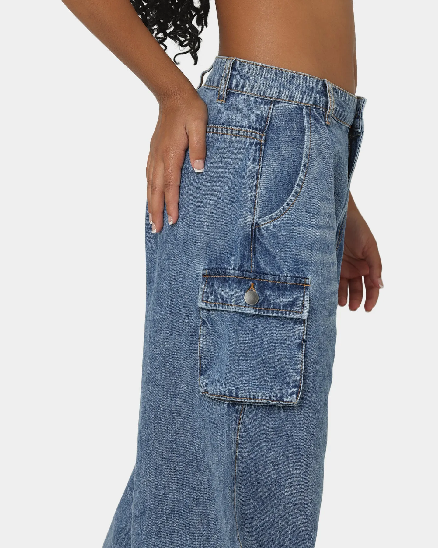 EN ES Women's Thrashed Wide Leg Jeans Mid Blue