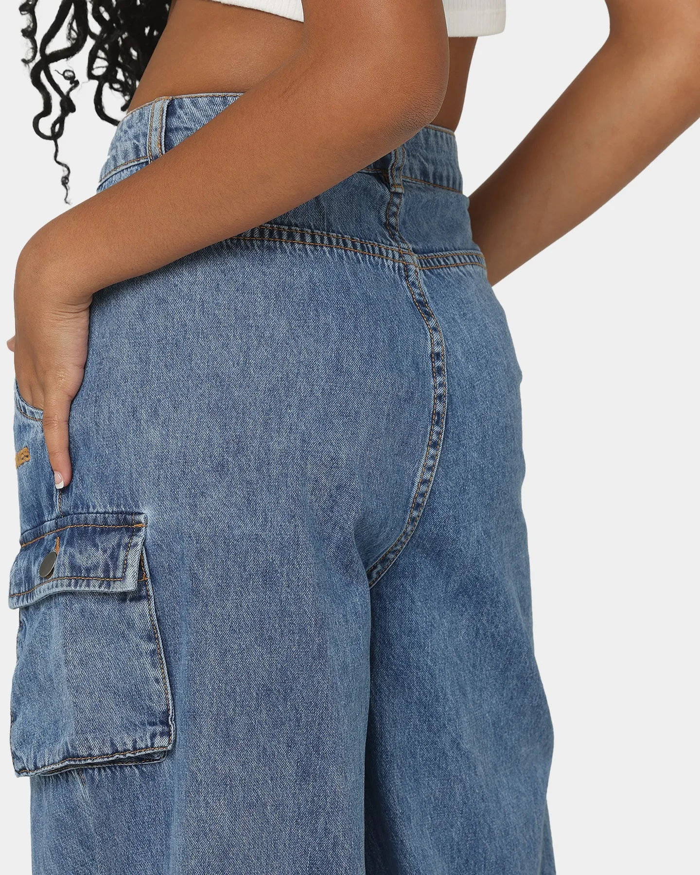 EN ES Women's Thrashed Wide Leg Jeans Mid Blue