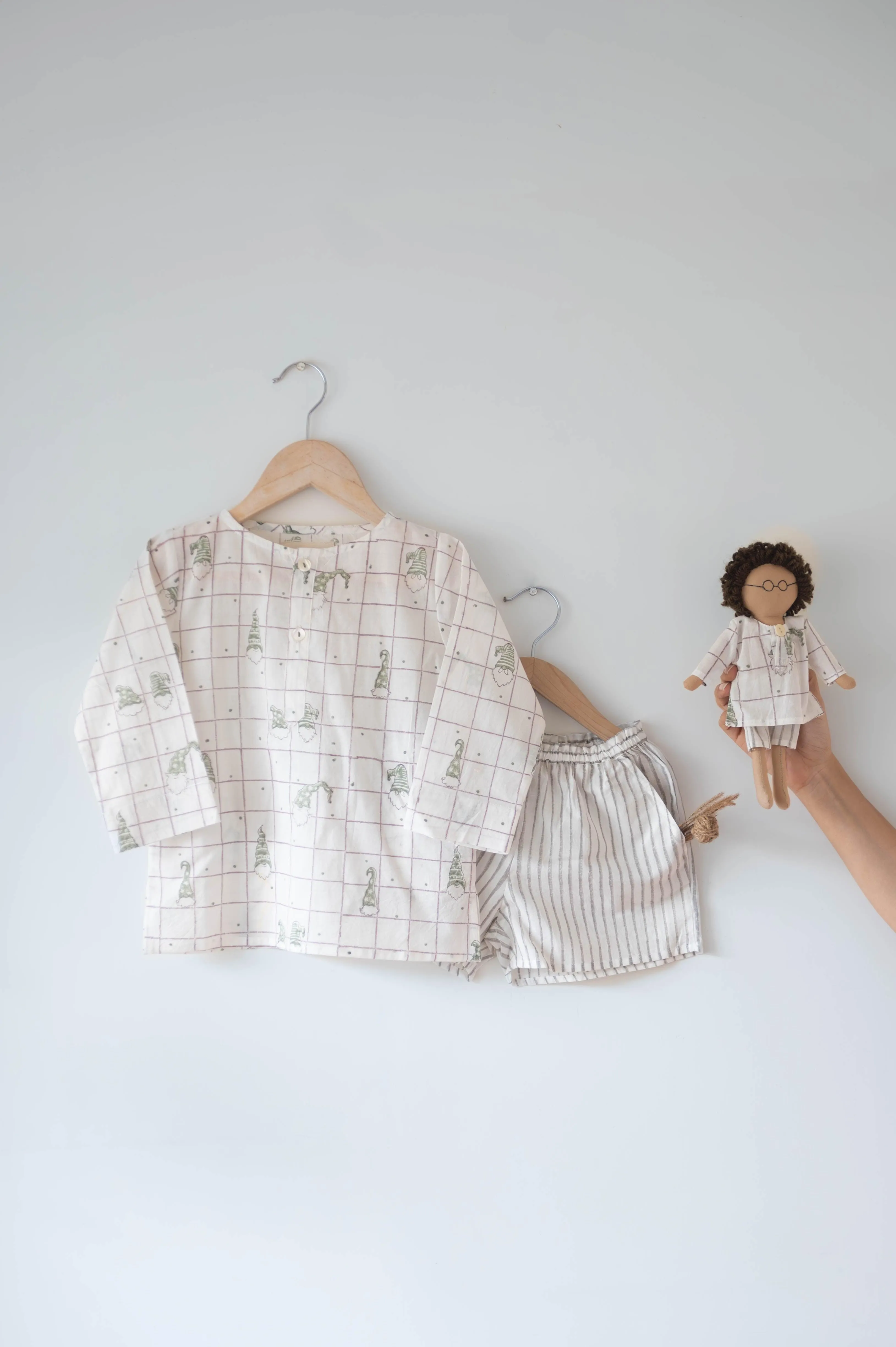 Sleepover Party’ unisex checkered sage green elves full sleeve kurta and shorts set in hand block print stripes