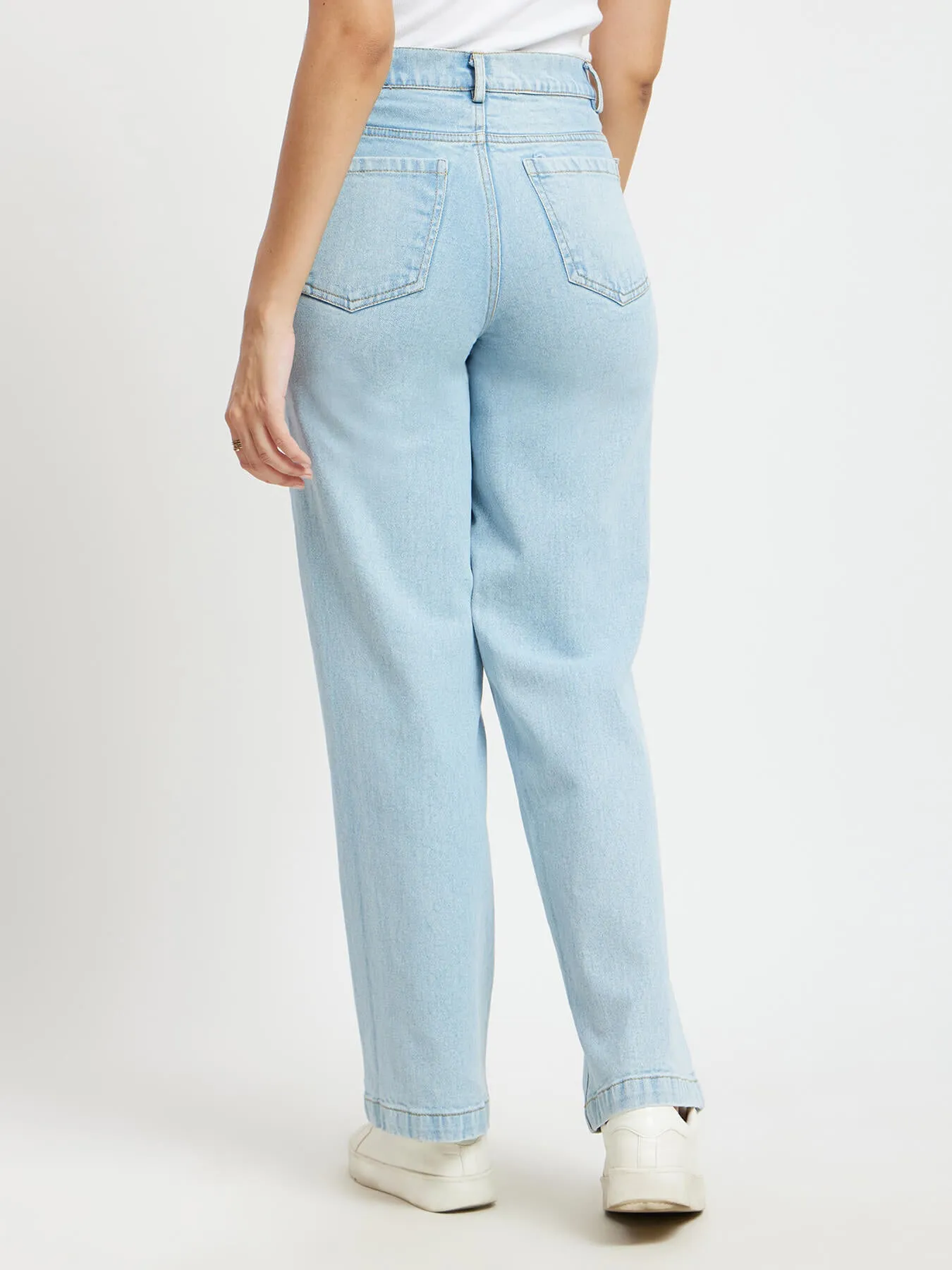 Wide Legged Jeans - Ice Blue